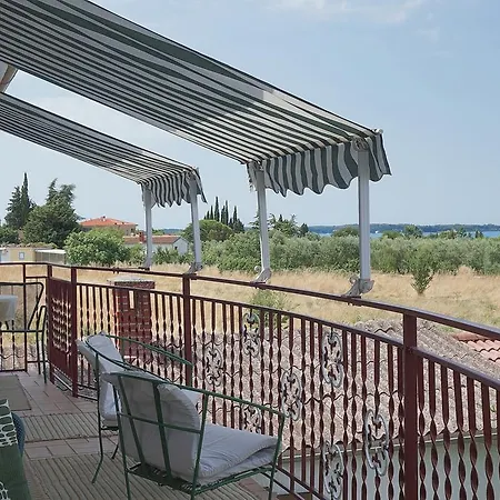 Apartment Mirjana
